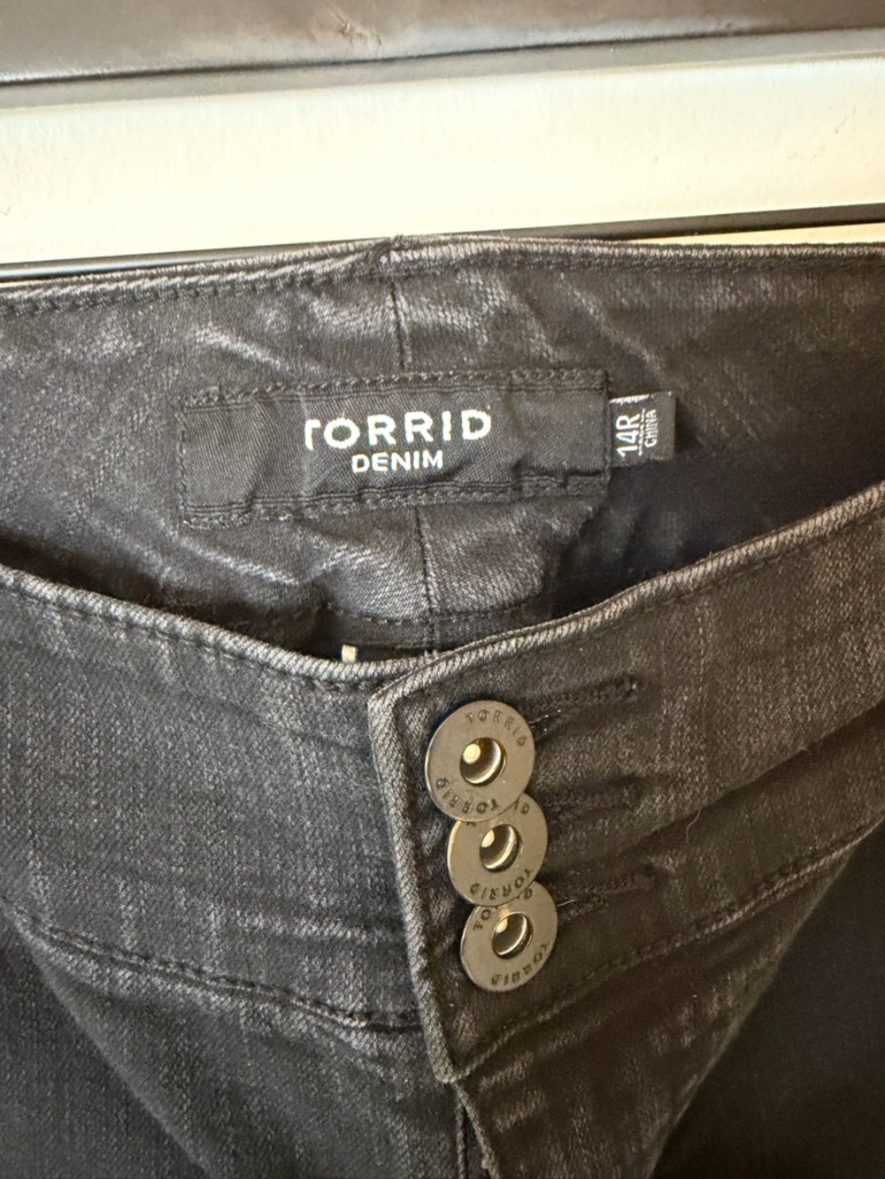TORRID jeans- size 14 - EUC - Picture 2 of 2